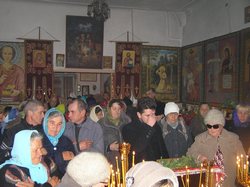 Ранняя литургия в храме Дмитрия Солунского