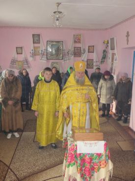 Божественная литургия в с. Кучерявовладимировка