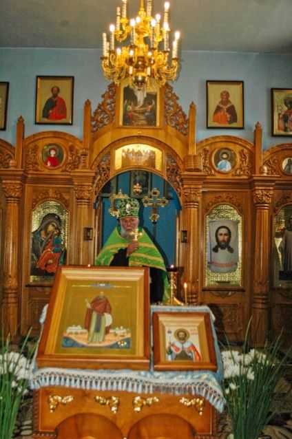 Святии отцы Александре Свирский и Александре Невский, молите Бога о нас!