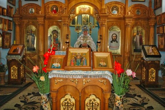 День чествования иконы Божией Матери «Мирожская» и святой первомученицы равноапостольной Феклы