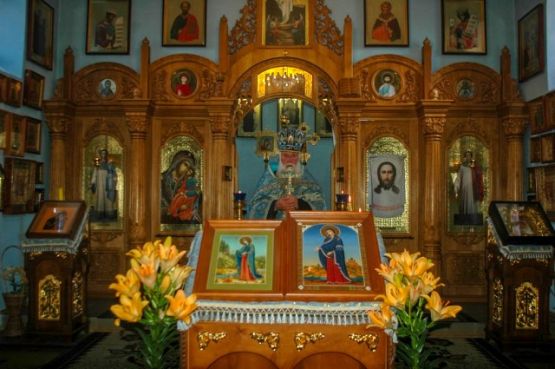 День чествования иконы Божией Матери «У источника» Пюхтицкая