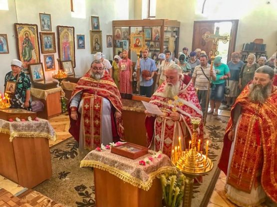 Традиционный Крестный ход из Чаплинки в Асканию-Нова