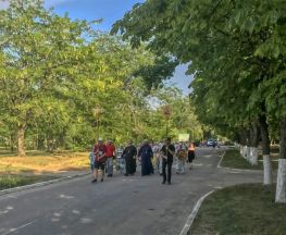 Традиционный Крестный ход из Чаплинки в Асканию-Нова