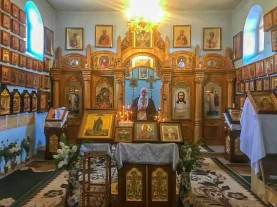 День чествования иконы Божией Матери «Избавительница», памяти прп. Зосимы Соловецкого и прп. Александра Свирского