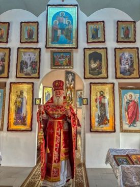 Божественная литургия в с. Надеждовка