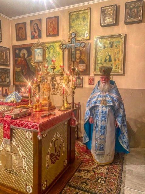 Ночная Божественная литургия