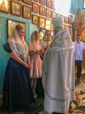 Благословение выпускников общеобразовательной школы с. Хлебодаровка