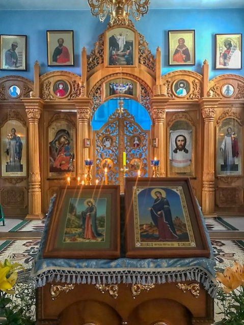 День чествования иконы Божией Матери «У источника» Пюхтицкая