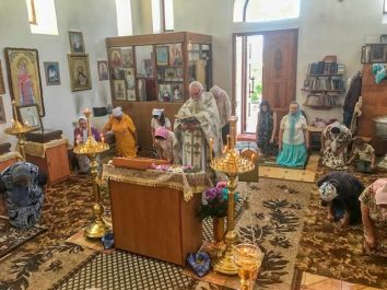 Божественная литургия в Иоанно-Предтеченском храме