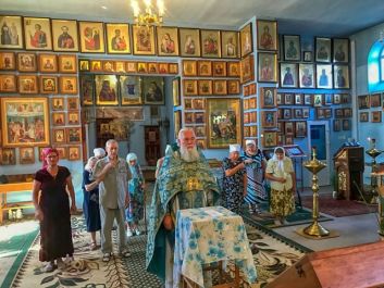 Божественная Литургия в день чествования иконы Божией Матери "Магаданская"
