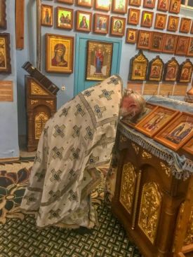 Ночная Божественная литургия