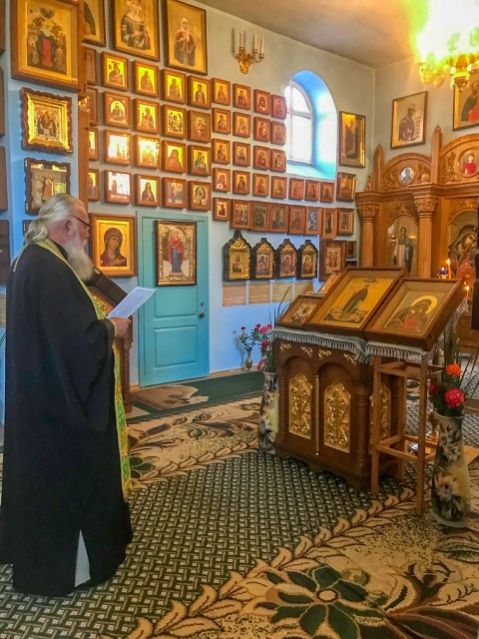 Святии отцы Александре Свирский и Александре Невский, молите Бога о нас!