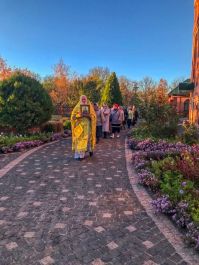 Встреча иконы святого мученика Уара с частицей его святых мощей