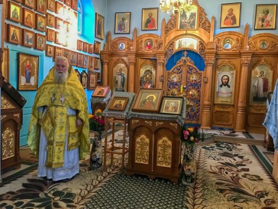 Встреча иконы святого мученика Уара с частицей его святых мощей