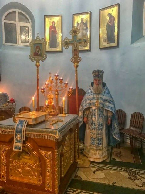 Ночная Божественная Литургия