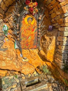 Фото к новости «Наш настоятель на Святой Горе Афон»