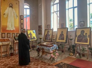 Пресвятая Богородице спаси нас!