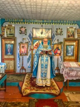 Божественная литургия в с. Хлебодаровка
