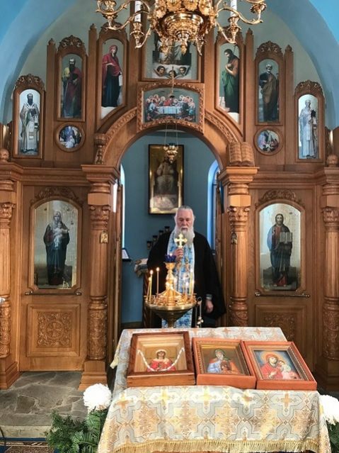 День чествования Дамаскинской иконы Божией Матери, памяти святой вмч. Варвары и прп. Иоанна Дамаскина