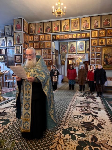 День чествования иконы Божией Матери «Мария обрете благодать у Бога» и памяти равноапостольного Наума Охридского