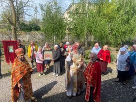 Божественная литургия в с. Надеждовка