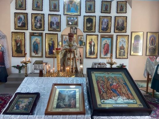 Божественная литургия в с. Надеждовка