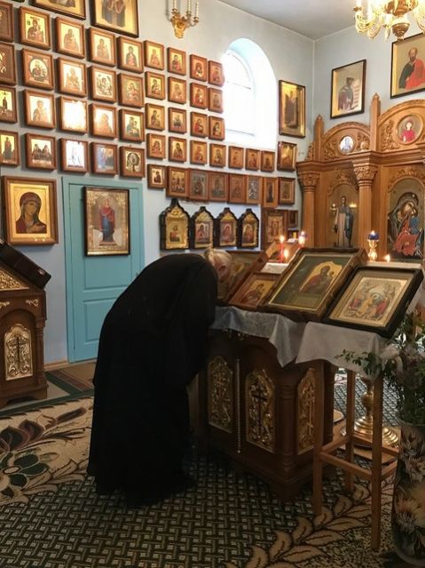 День чествования икон Божией Матери «Нечаянная Радость», «Жизнеподательница» и памяти святой царицы Тамары