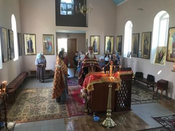 Традиционный Крестный ход из Чаплинки в Асканию-Нова