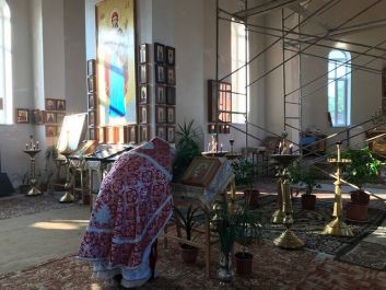 Фото к новости 'Происхождение честных древ Животворящего Креста Господня'