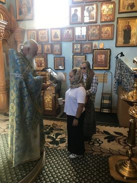 Божественная литургия в день принесения чудотворной иконы Божией Матери «Мати Молебница»