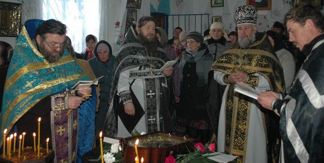 Посещение с иконой «Мати Молебница» с. Ивановка. Март 2012. Фото№_10