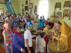 Божественная литургия в с. Магдалиновка