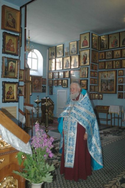 Праздник чествования иконы Божией Матери ''Разрешительница'' и день памяти преподобного Иова Почаевского