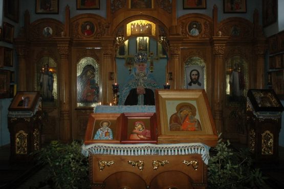 День чествования иконы Божией Матери «Селигерская» и день памяти святителя Амвросия Медиоланского