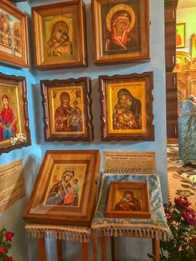 Престольный праздник Божией Матери в честь Ее иконы «Мати Молебница»