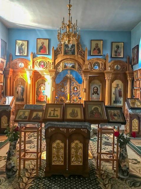 Акафист у святынь