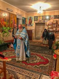 Ночная Божественная Литургия