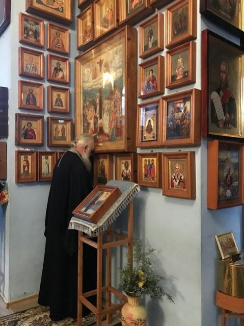 День чествования иконы Божией Матери «Посредница» и день памяти Собора Грузинских святых