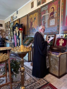 День чествования икон Божией Матери «Порт-Артурская», «Тихвинская (Слезоточивая)» и памяти великомученика Феодора Тирона