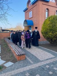 Учащиеся и педагоги Асканийской и Хлебодаровской школ посетили храмовый комплекс