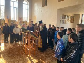 Учащиеся и педагоги Асканийской и Хлебодаровской школ посетили храмовый комплекс