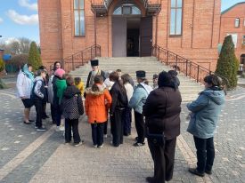 Учащиеся и педагоги Асканийской и Хлебодаровской школ посетили храмовый комплекс