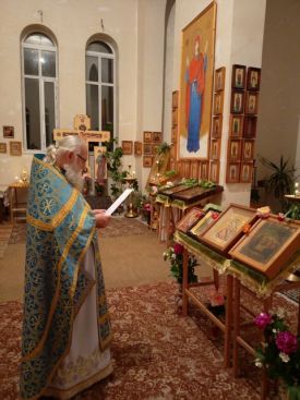 Ночная Божественная Литургия