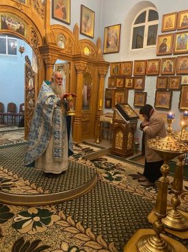 Ночная Божественная Литургия